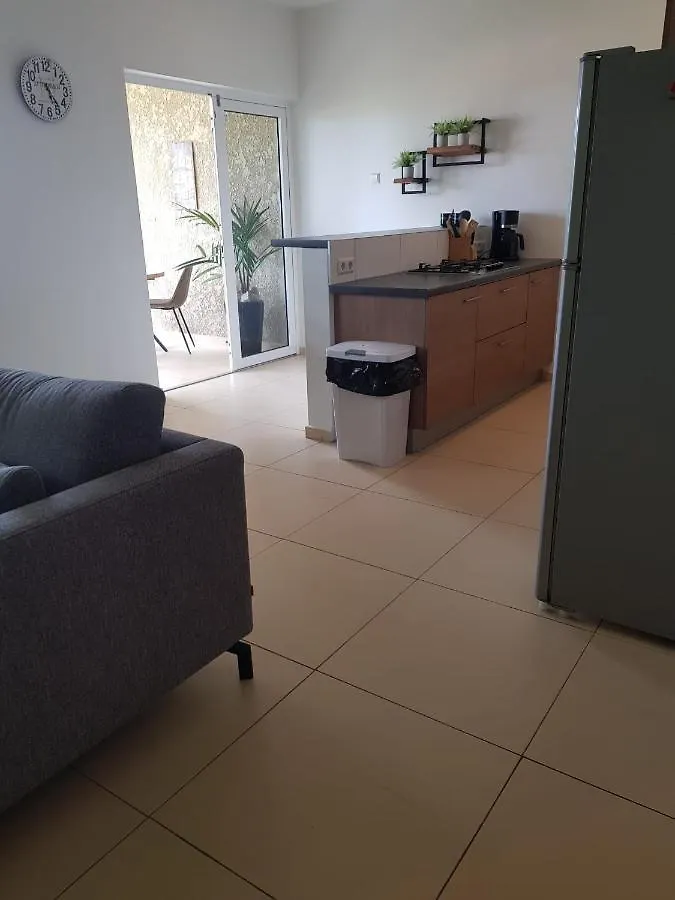 Hibiscus Beach House Apartments, Cas Grandi