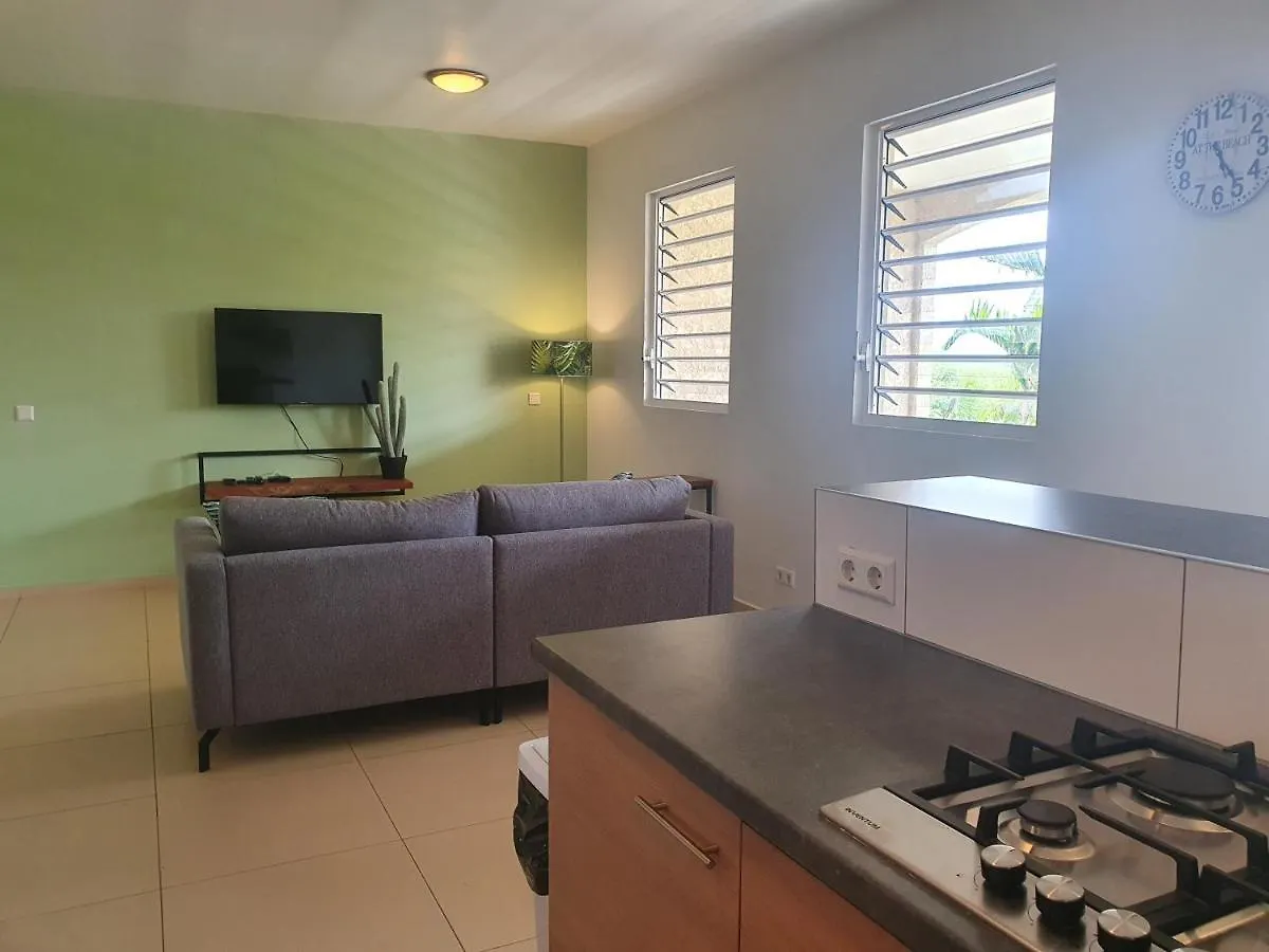Apartment Hibiscus Beach House Apartments, Cas Grandi Curacao