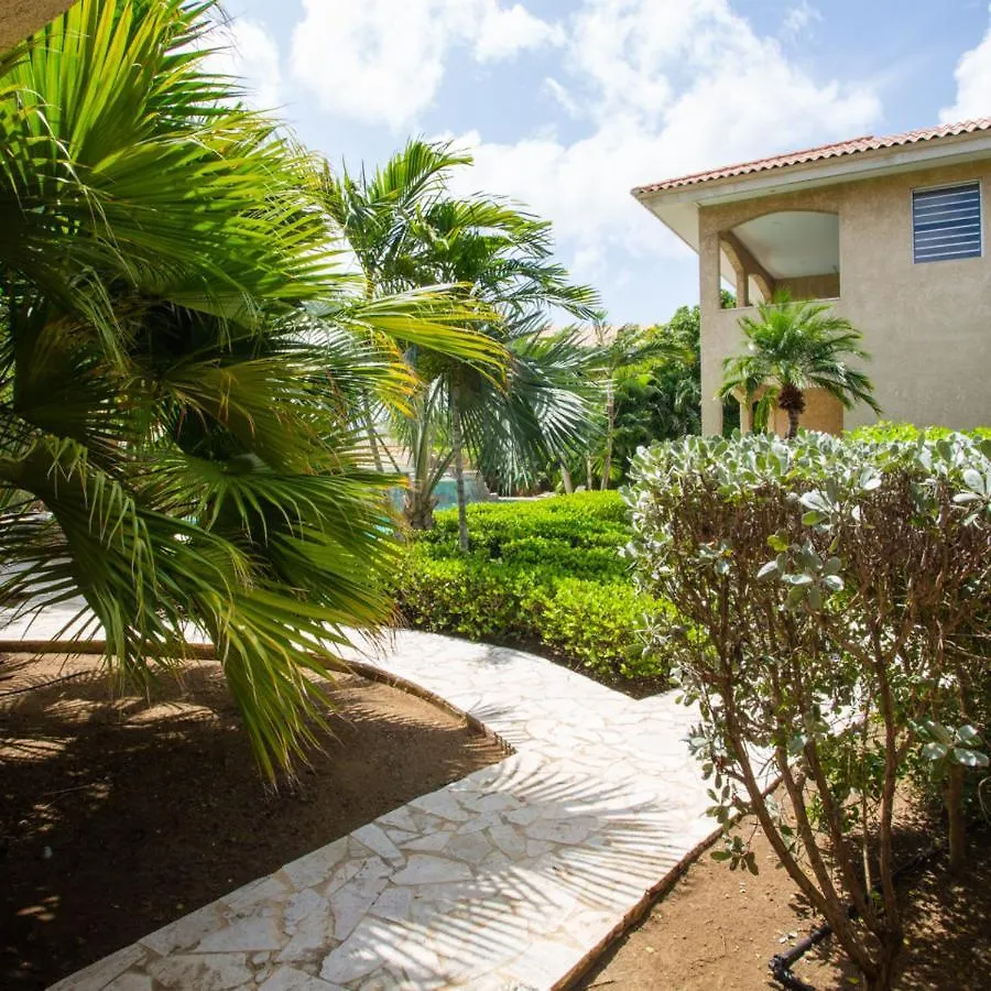 Hibiscus Beach House Apartments, Cas Grandi