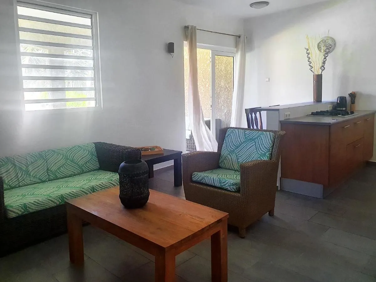 Hibiscus Beach House Apartments, Cas Grandi Apartment Willemstad